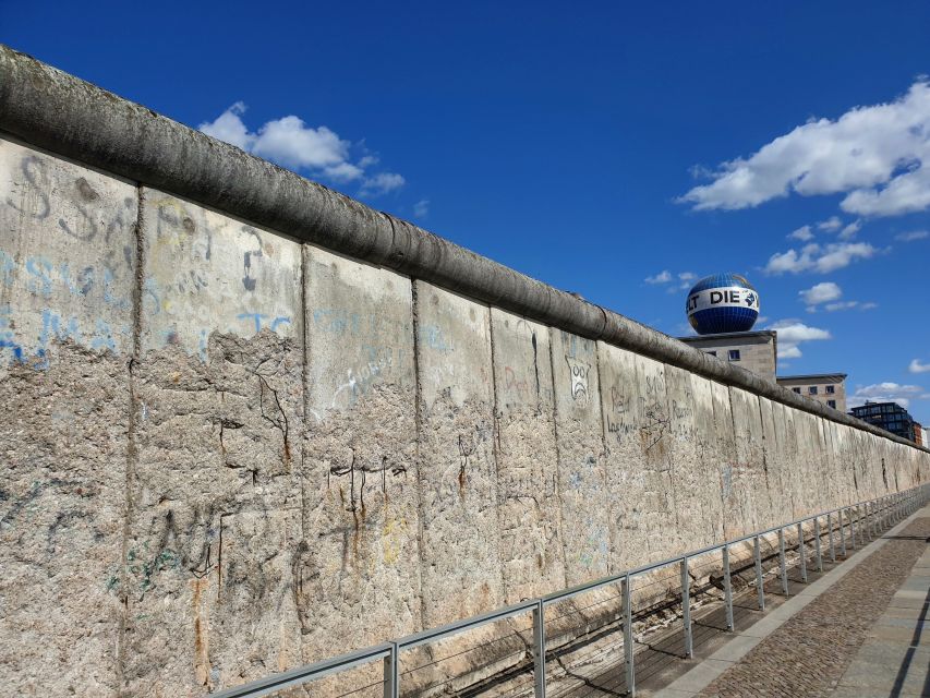 Berlin Historical Highlights Walking Tour - Potsdamer Platz and the Berlin Wall