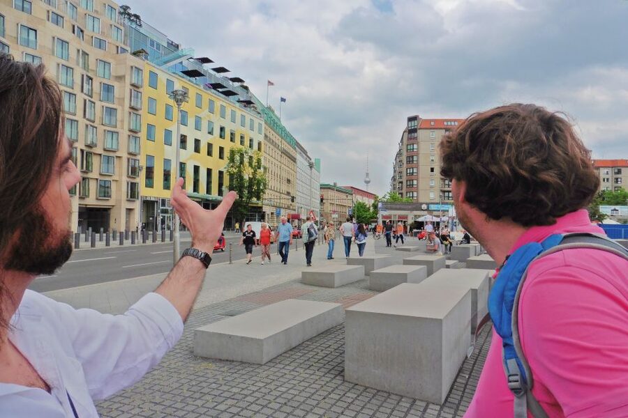 Berlin: Historical Sights & Berlin Wall Tour with a Berliner - Starting at Brandenburg Gate, where Berlin’s story turns