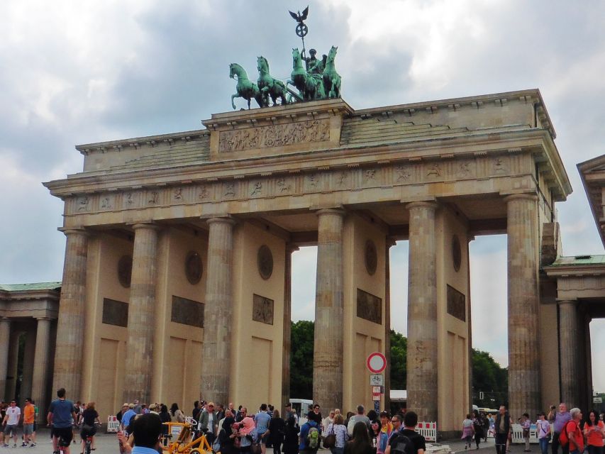 Berlin: Historical Sights & Berlin Wall Tour with a Berliner - Checkpoint Charlie and the moment the Cold War nearly boiled over