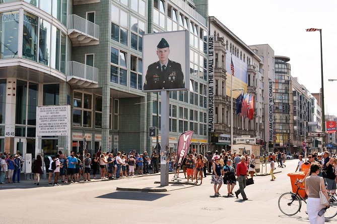 Berlin Private Complete History All Day Walking Tour - Museum Island, Humboldt Forum, and Alexanderplatz