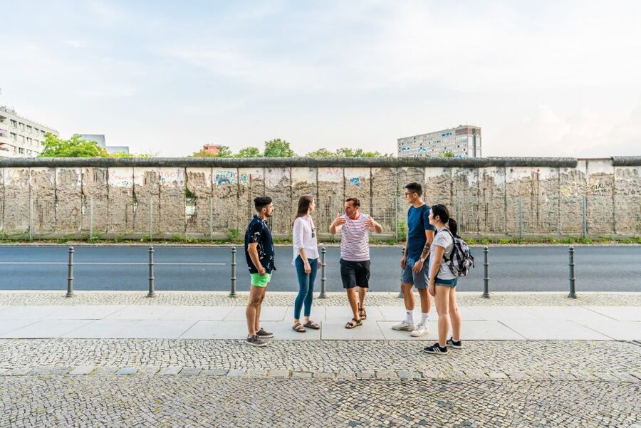 Berlin: Third Reich & Cold War Guided Walking Tour - Starting beneath the Brandenburg Gate