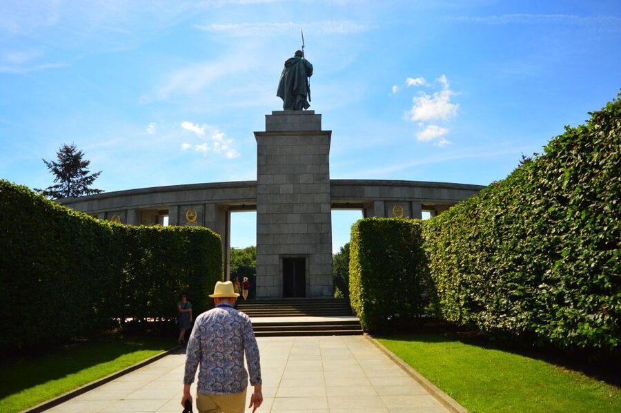 Berlin: Third Reich, Hitler, and WWII Walking Tour - The former Nazi ministries and the machinery of terror