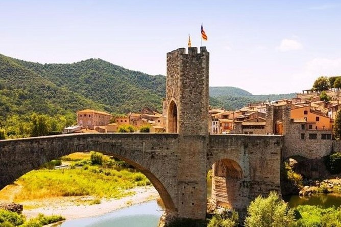 Besalu & 3 Medieval Towns Small Group Tour with Hotel Pick-Up - Why this day trip works from Barcelona