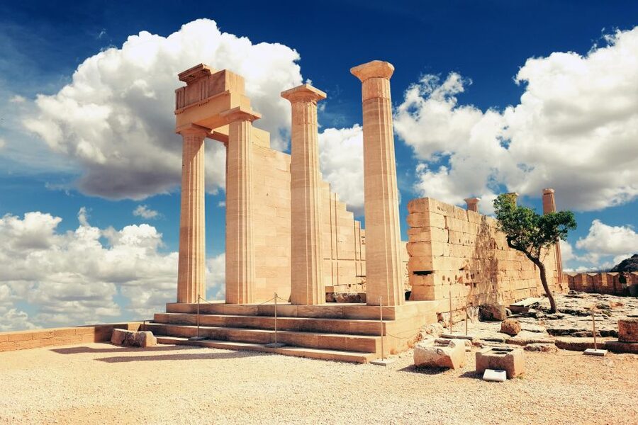 Best of Rhodes Tour including Lindos and Medieval City - The drive through Mandraki Harbour and Monte Smith
