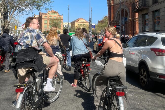 Bike Tour in Barcelona: History, Architecture and Culture - What this Barcelona bike route does well