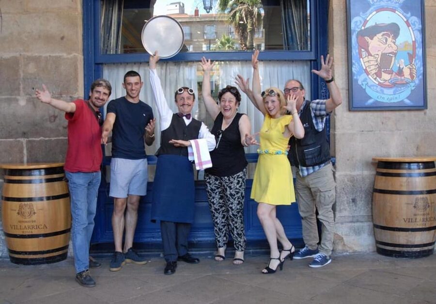 Bilbao Historical Tour in small group - What the guides add to the experience