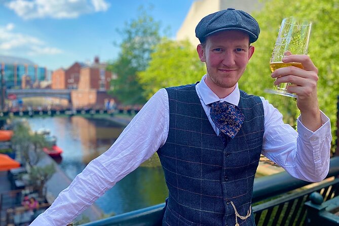 Birmingham Gangs Nighttime Historical Walking Tour with Pub Stops - Birmingham’s real gang story, beyond Peaky Blinders