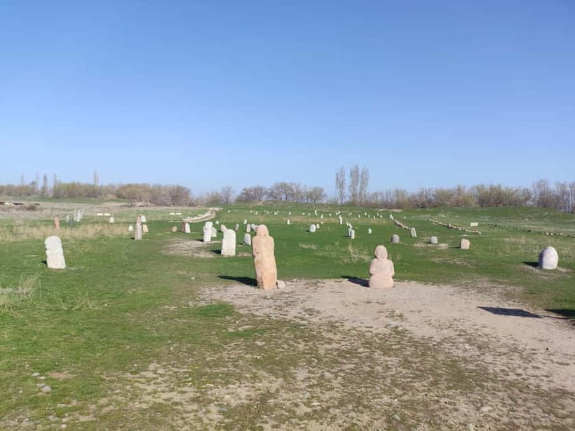 Bishkek: Ancient Burana Tower and Konorchek Canyons Day Trip - Who should book this tour?