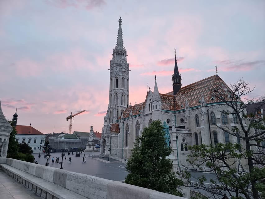 BloodThirsty Hungary: Walking tour & Dark Historical Stories - King Matthias Fountain and the Royal Riding Hall