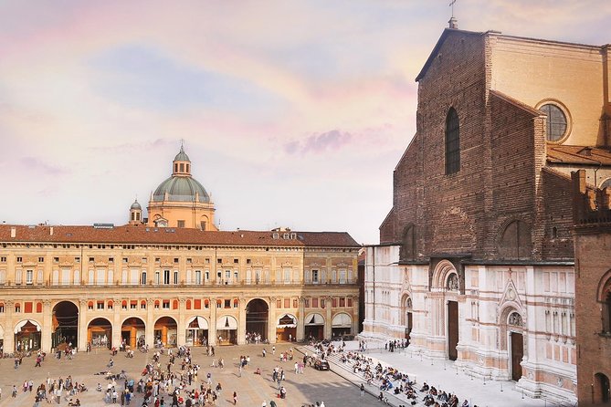 Bologna historical art walking tour with hidden gems and tastings - Piazza Maggiore and the city’s public face