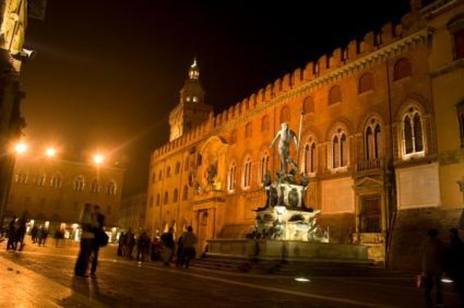 Bologna historical art walking tour with hidden gems and tastings - Santo Stefano, seven layers of Bologna’s past