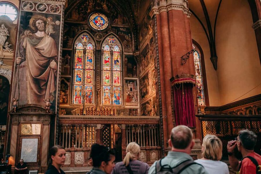 Bologna: Small-Group Tour with the Historic Archiginnasio - Key points to know before you book