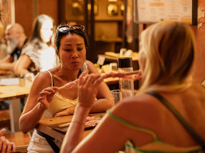 Bologna: Street Food Tour in the Historic Center - Crescentine, mortadella, and the pleasures of simple food