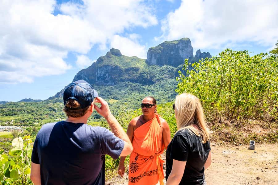 Bora Bora: 4WD History & Culture Tour - Temples, legends, and the older island story