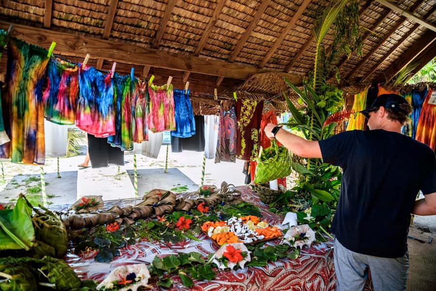Bora Bora: 4WD History & Culture Tour - What to wear and bring for the ride