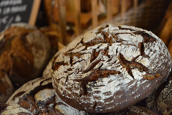 Bordeaux' Best Boulangeries & History Tour - Porte Cailhau and the city’s medieval edge