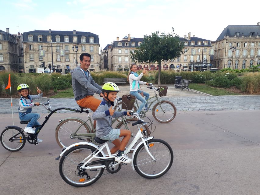 Bordeaux: Top Landmarks & Historic Bike Tour - Pont de Pierre and the Port of the Moon