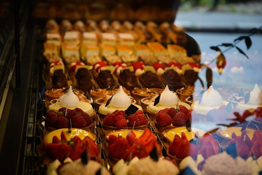 Bordeaux: Walking Tour of the City's Best Bakeries - Booking details worth knowing