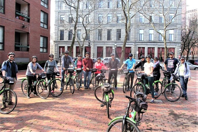 Boston City View Bicycle Tour: History and Landmarks - Boston Common and the Rose Kennedy Greenway