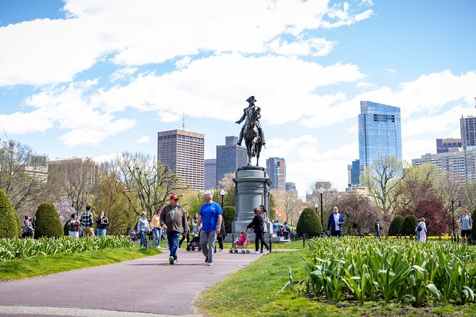 Boston Food & History: Pizza, North End & Freedom Trail - Boston Common, Beacon Hill, and the State House
