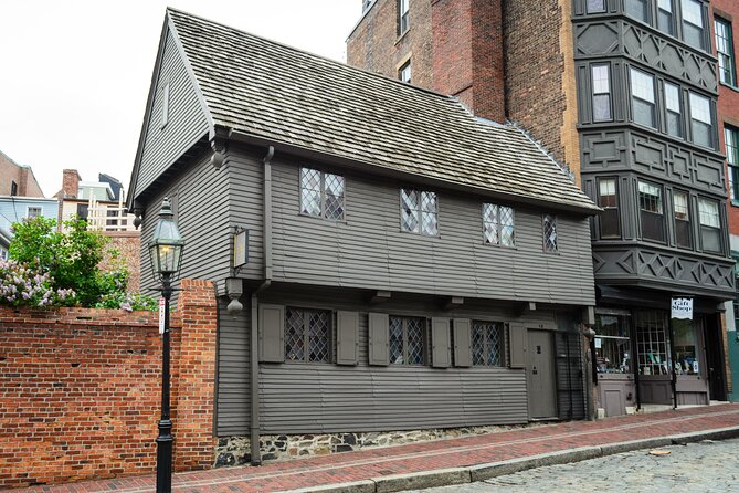 Boston: Freedom Trail History Small Group Walking Tour - Old North Church and the final view from Copp’s Hill