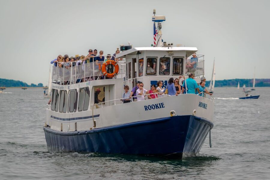 Boston: Historic Pubs Walking & Ferry, Food & Drink Tour - Key points at a glance