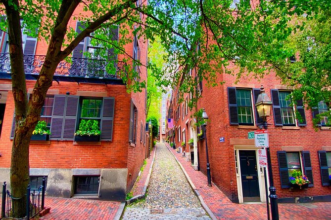 Boston's Architecture, History + Photo Walking Tour (SMALL Group) - Learning to take better photos instead of more photos