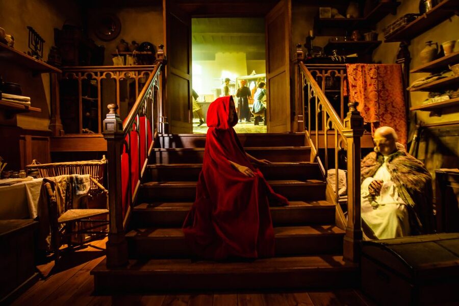 Bruges: Historium Bruges Medieval Experience Ticket - What happens inside the Historium Story