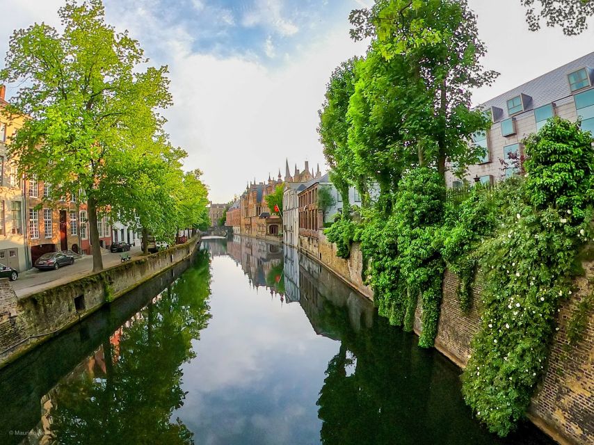 Bruges: Private Historical Highlights Walking Tour - Starting in the Grote Markt with Bruges at your feet