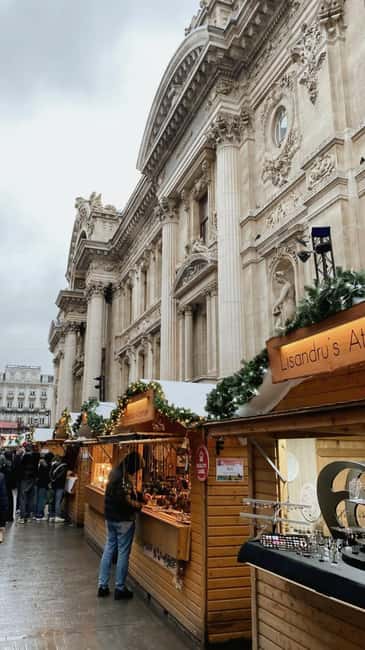 Brussels on Foot: Historic Center with a Local Guide in 2 hours - From Ancienne Belgique to the Sablon