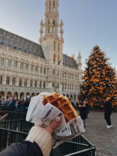 Brussels on Foot: Historic Center with a Local Guide in 2 hours - Tintin, Manneken Pis, and Brussels’ playful side