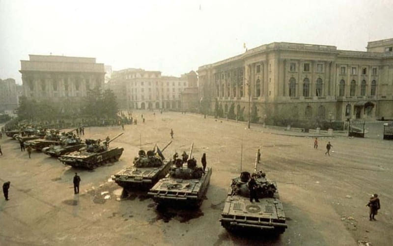 Bucharest: Communism and History Guided City Walking Tour - Starting at the Patriarchal Cathedral