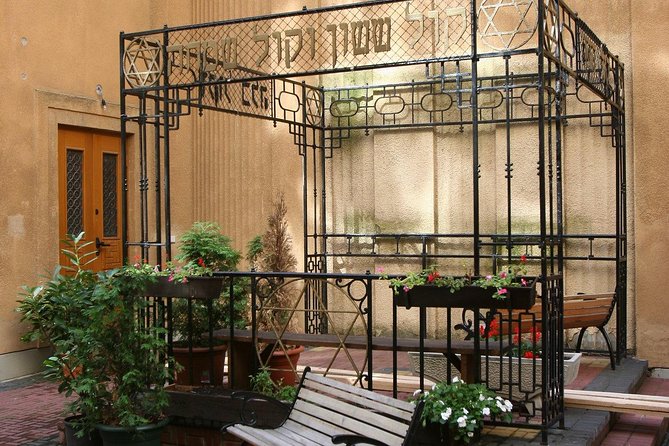 Budapest Jewish Heritage Memorial Walking Tour & Synagogue Entry - Memorials, the former ghetto, and the weight of place
