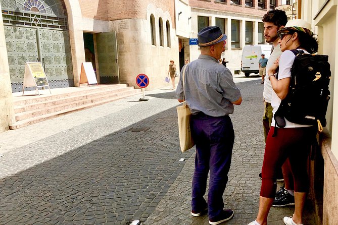Budapest Jewish Heritage: Synagogues, Shoes, Secrets & Flódni - Why this walk gives Budapest’s Jewish Quarter a human scale