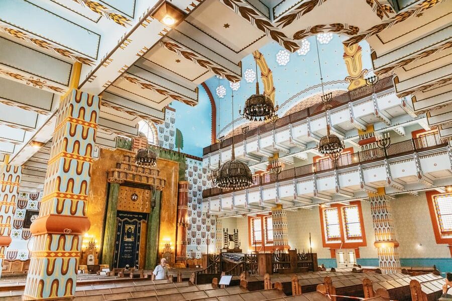 Budapest: Jewish History Guided Walking Tour with Historian - The three synagogues, seen from outside