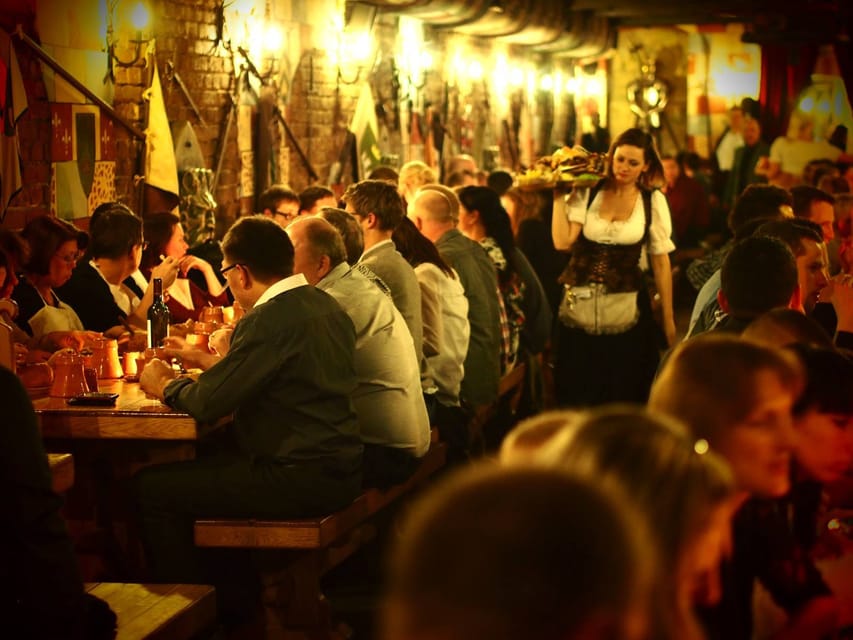 Budapest: Sir Lancelot Medieval Dinner with Drink and Show - FAQ