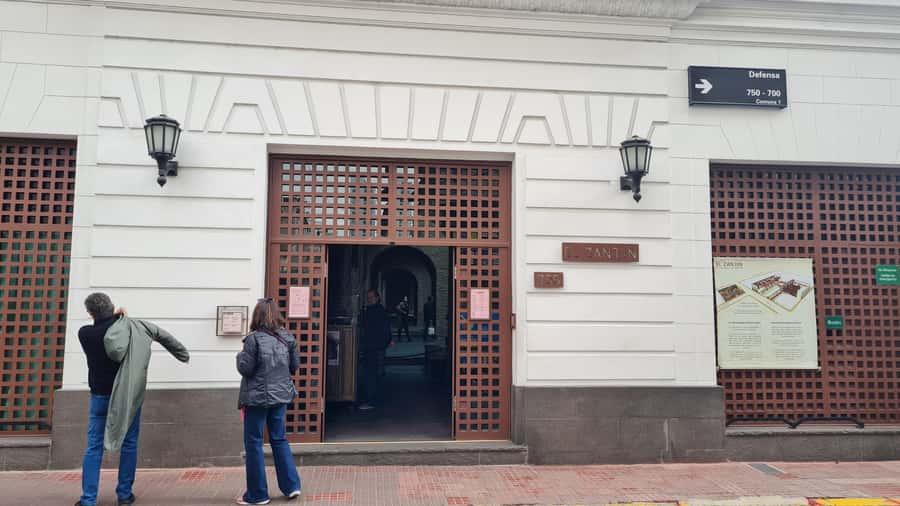 Buenos Aires: San Telmo, History, Bars, and Tango! - Government buildings add a different side of the neighborhood