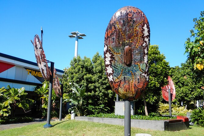 Cairns History Walking Tour - Cairns Art Gallery and Shields Street art