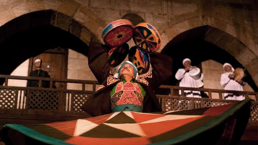 Cairo: Egyptian Heritage Tanoura Dancing Troupe Show - Outdoor comfort and the seasonal change