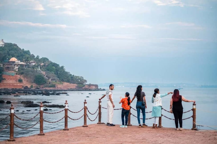 Candolim: Heritage Walk of Fort Aguada Port and Jail Complex - What the one-hour route feels like