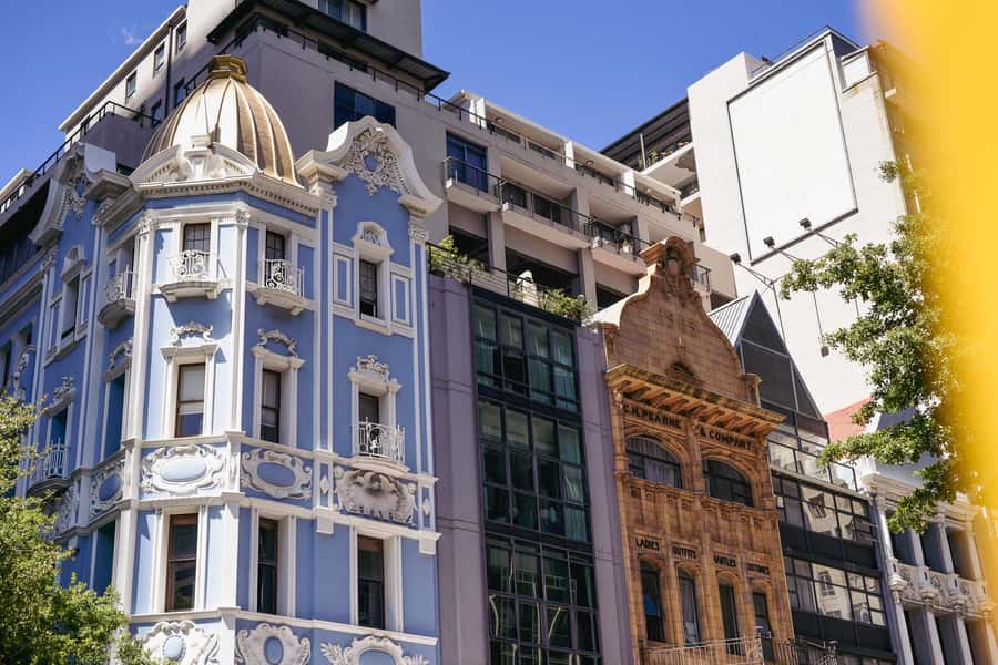 Cape Town: Art, Culture & History Walking Tour - How much walking is involved?
