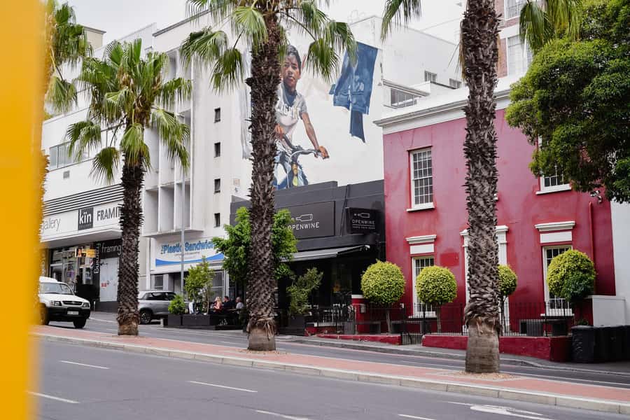 Cape Town: Art, Culture & History Walking Tour - Wale Street and Long Street: old buildings, new energy