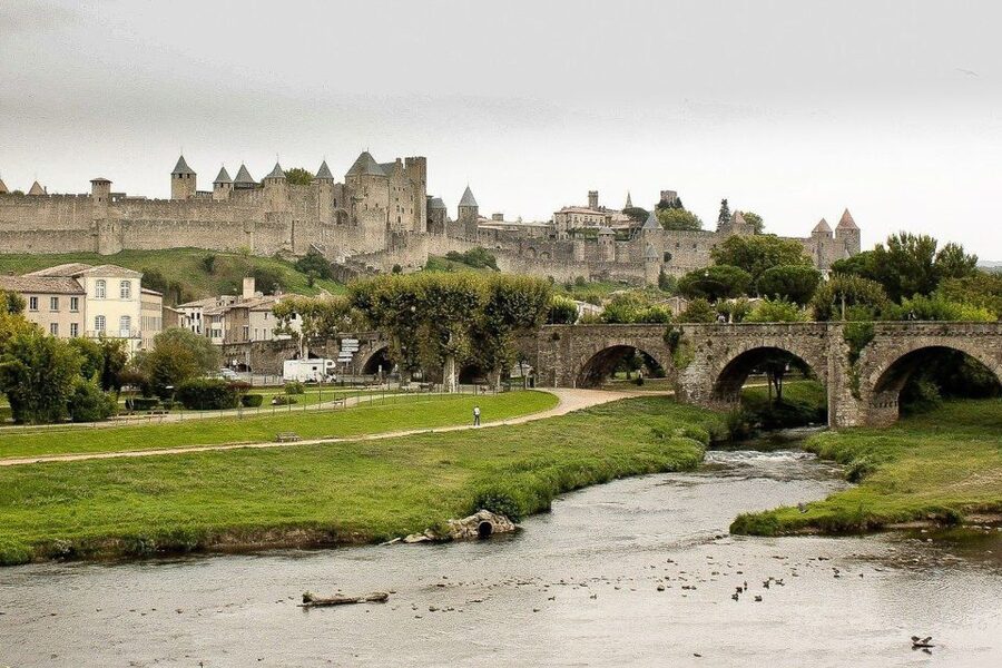 Carcassonne: Private Guided Tour of the Medieval Fortress - Starting at Place du Prado or Porte Narbonnaise