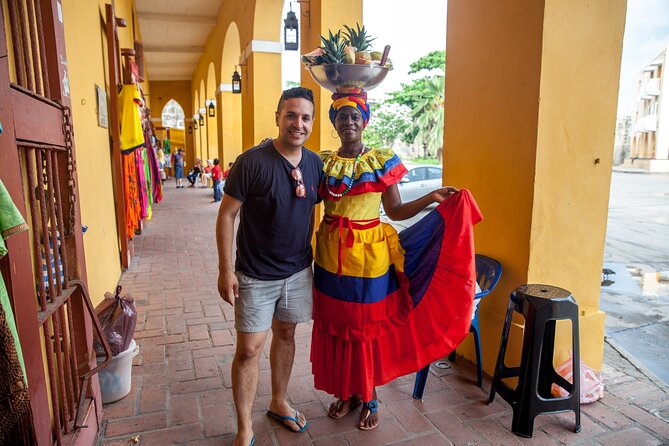 Cartagena Instagrammable History - Two hours through Cartagena’s old streets