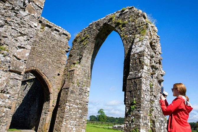 Celtic Boyne Valley & Ancient Sites Day Tour From Dublin - Hill of Tara and the old royal center