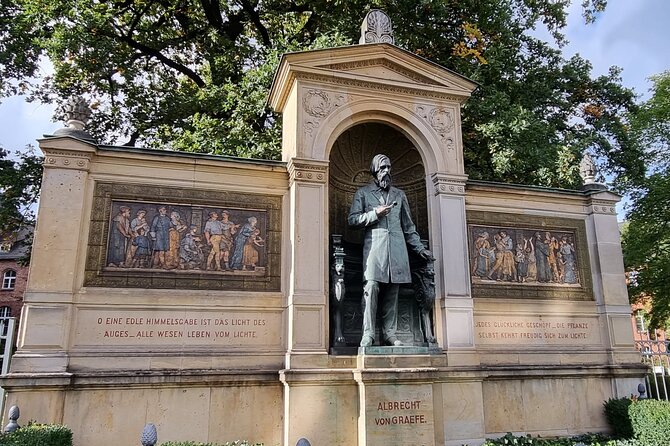 Charité Hospital Walking Tour: Exploring Berlin’s Medical History - Rudolf Virchow and the idea that society affects health