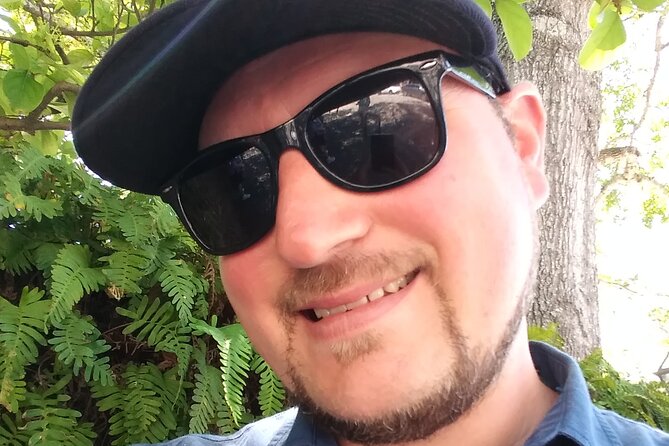 Charleston Dark History & Ghost Tour with Adam - Starting at Poogan’s Porch