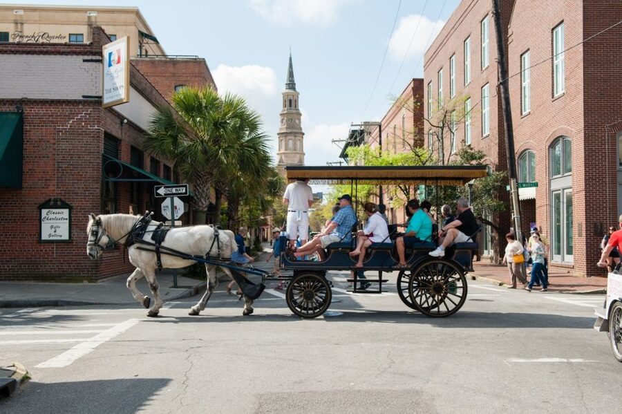 Charleston:Evening Haunted History Horse-Drawn Carriage Tour - What the 45-minute route covers