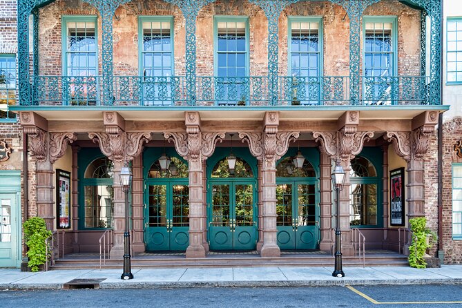 Charleston historical walking tour with a Professor of History at The Citadel - Why this Charleston walk feels different