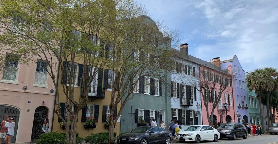 Charleston: Historical Walking Tour with Storytelling - What the guides do best